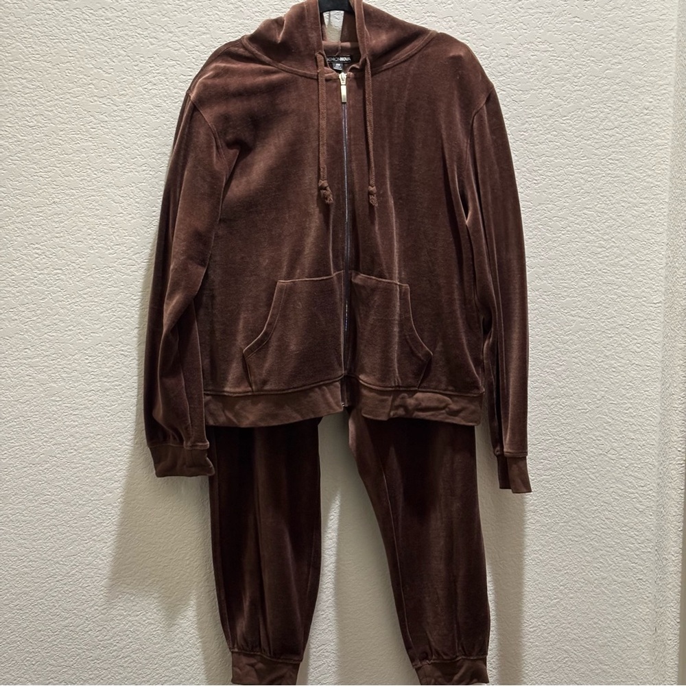 Fashion Nova Chocolate Velour Hoodie Set